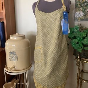 Gray and yellow reversible apron.
